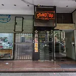 Elegante Departamento Ubicado En La Mejor Zona De Recoleta Sobre La Calle Parana 1019
