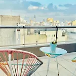 Apartamento Con Terraza Y Vistas