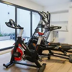 Sandalo Modern Studio
