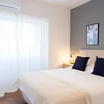 Tilo Stylish Apartment