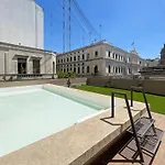 Modern Studio With Amenities In The Heart Of The City -U9
