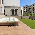 Modern Studio With Amenities In The Heart Of The City -U9