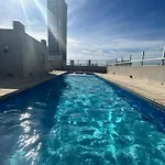 Amplio Estudio Con Piscina - Cochera