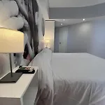 Exclusivos Apartamentos Con Piscina Y Sauna En El Corazon De Buenos Aires