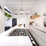 1900\'S House