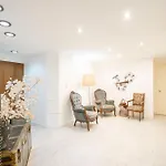 Lujoso Con Jacuzzi, 140M2 Ideal Para Familias Grandes En Retiro