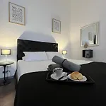 Ph Palermo Hostel
