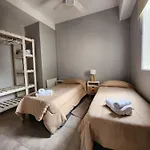 Amplio Y Comodo Alojamiendo Entero En La Mejor Zona Turistica