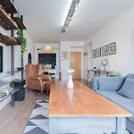 Fliphaus Ravignani 2255 Palermo Hollywood