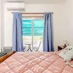 Warm Apartment With Balcony Up To 3 People