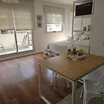 Encantador Y Acogedor Studio Con Balcon En Almagro - Gran Ubicacion