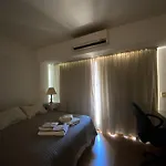 En El Centro, Con Balcon Y Laundry, Cerca Del Subte