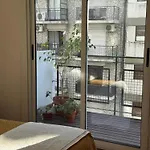 Dpto En Excelente Ubicacion, Muy Luminoso Y Comodo, A Media Cuadra Del Subte