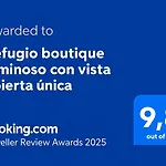 Refugio Boutique Luminoso Con Vista Abierta Unica