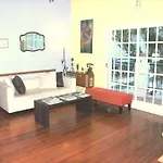 Caseron Porteno