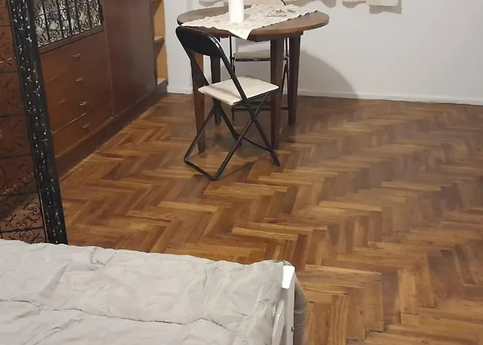 Departamento Con Amplio Balcon