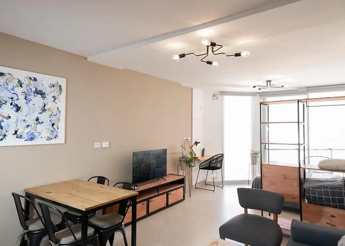 Ex 11G! Piso Alto Con Pileta, Centro Ba, 3Pax