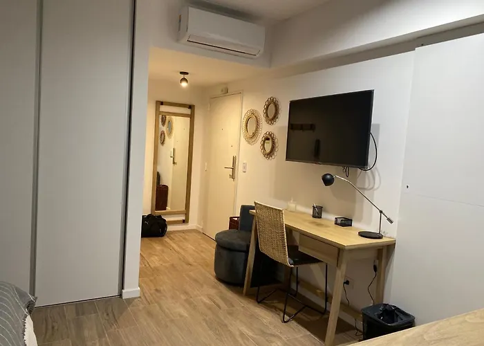 Modern New Studio At Cordoba Ave.