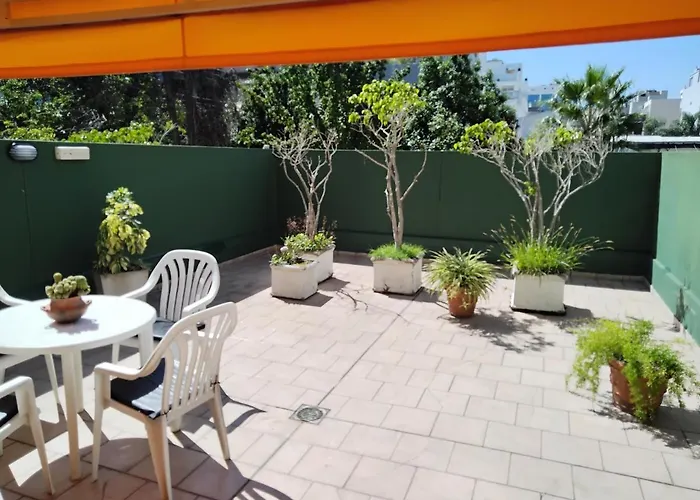 Acogedor Y Soleado