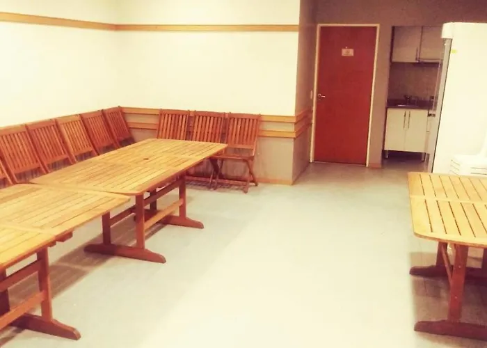 Departamento De 2 Ambientes Amoblado Con Cochera!!