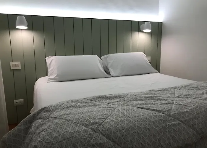 Fabulous&Quiet Apartment+Balcony in Barrio Norte. Your easy access to Buenos Aires!