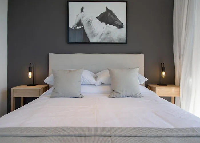 Pinea Beautiful Apartment