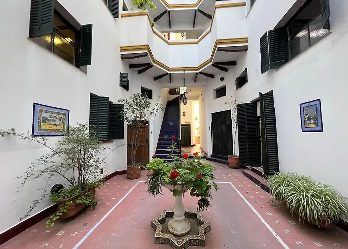 Historic Apartment In The City