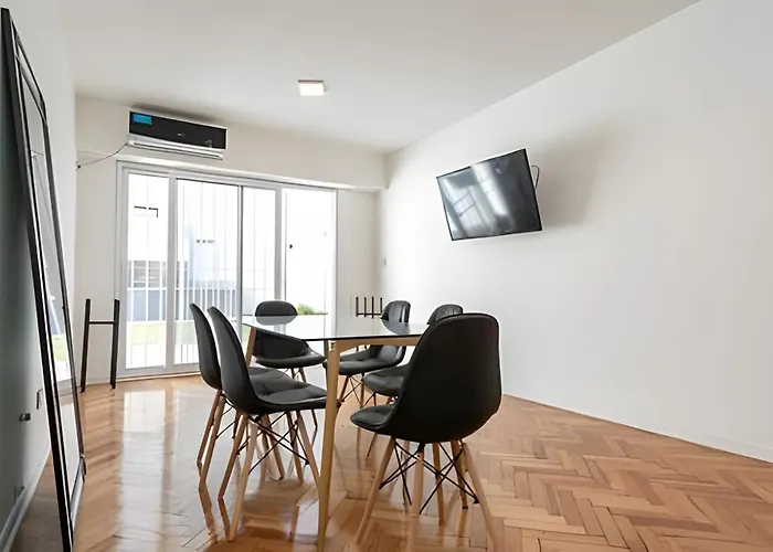 Hermoso Depto Para 4 Personas En Almagro Con Patio Privado