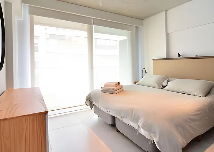 Matienzo Lot Studios - Room 82