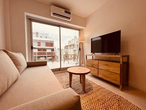 Hermoso Y Amplio Departamento En La Mejor Zona De Buenos Aires Sobre La Calle Paraguay