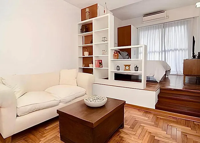 Oro Gardens Studios - Room 36