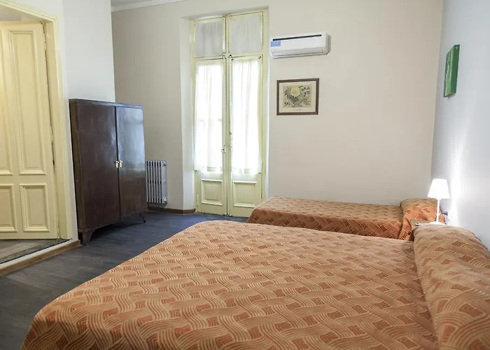 Hotel Reina