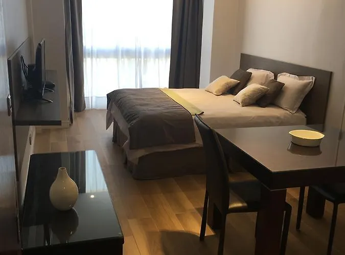 Quintana Suite