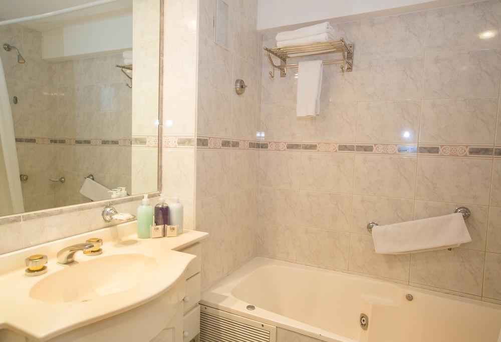 Hotel Reconquista Plaza