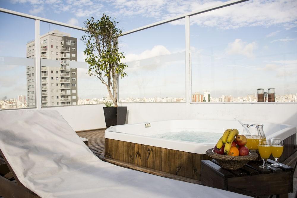 Isi Baires Apartahotel 3*