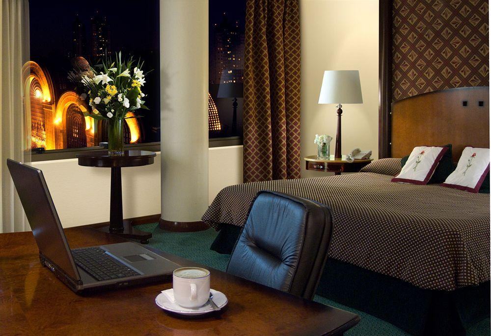Hotel Abasto