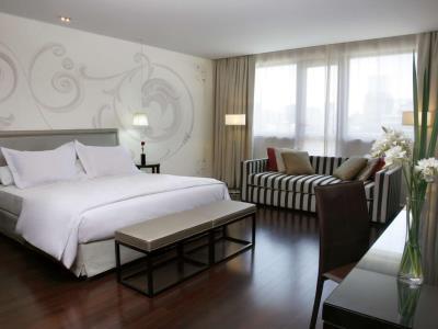 Hotel Nh Tango