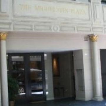 Aparthotel The Migueletes Plaza