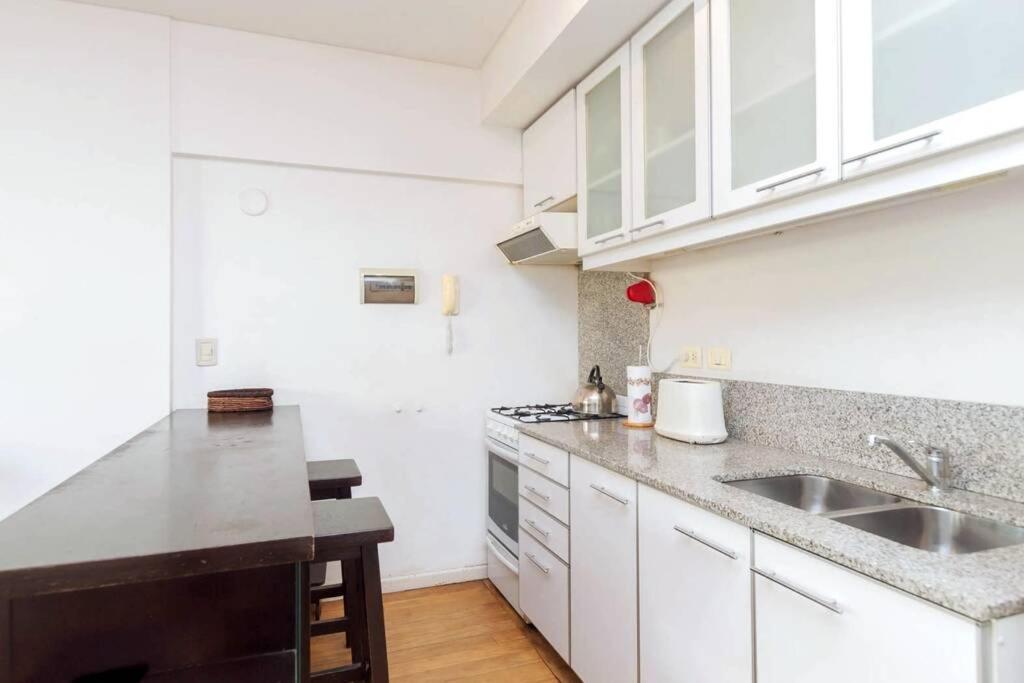 Relaxing One Bedroom In The Heart Of Recoleta * Ciudad Autónoma de Buenos Aires