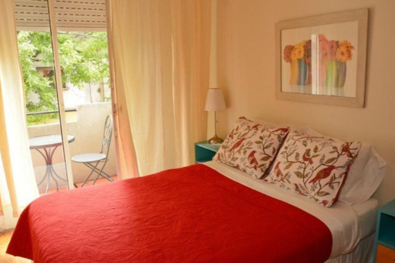 Simple & Charming 3*