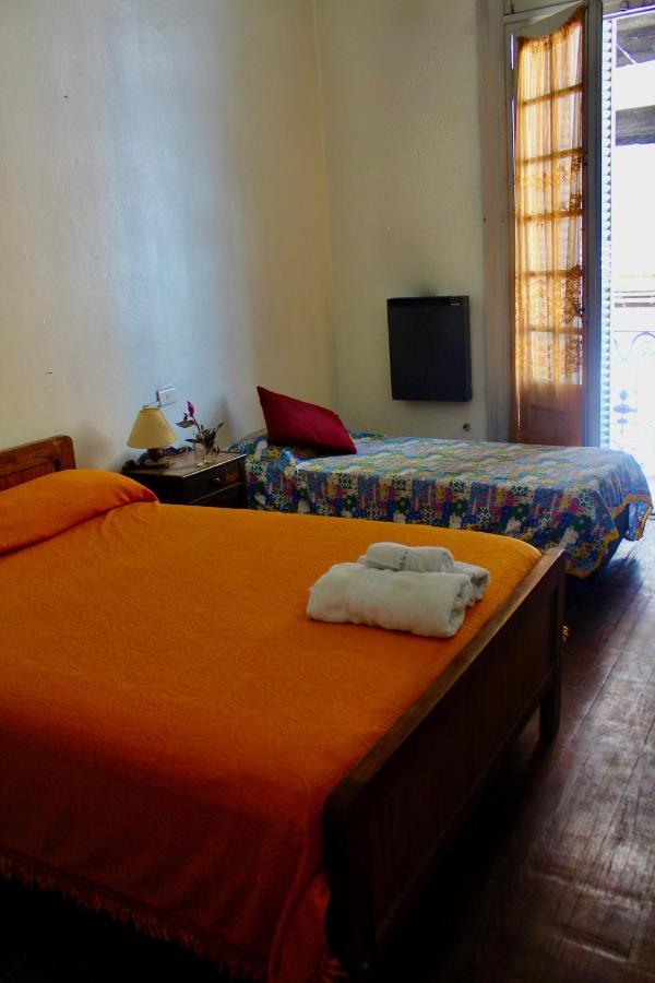 Bahia Hotel *