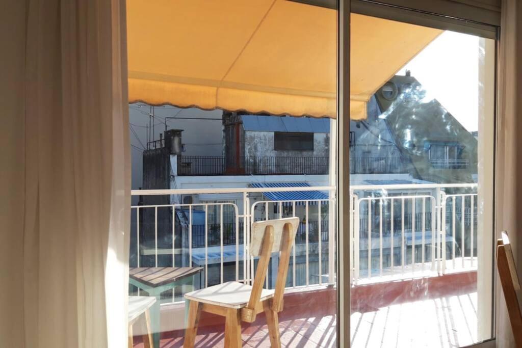 Monoambiente, Balcon Terraza, Sol Y Luz, Pleno Recoleta *
