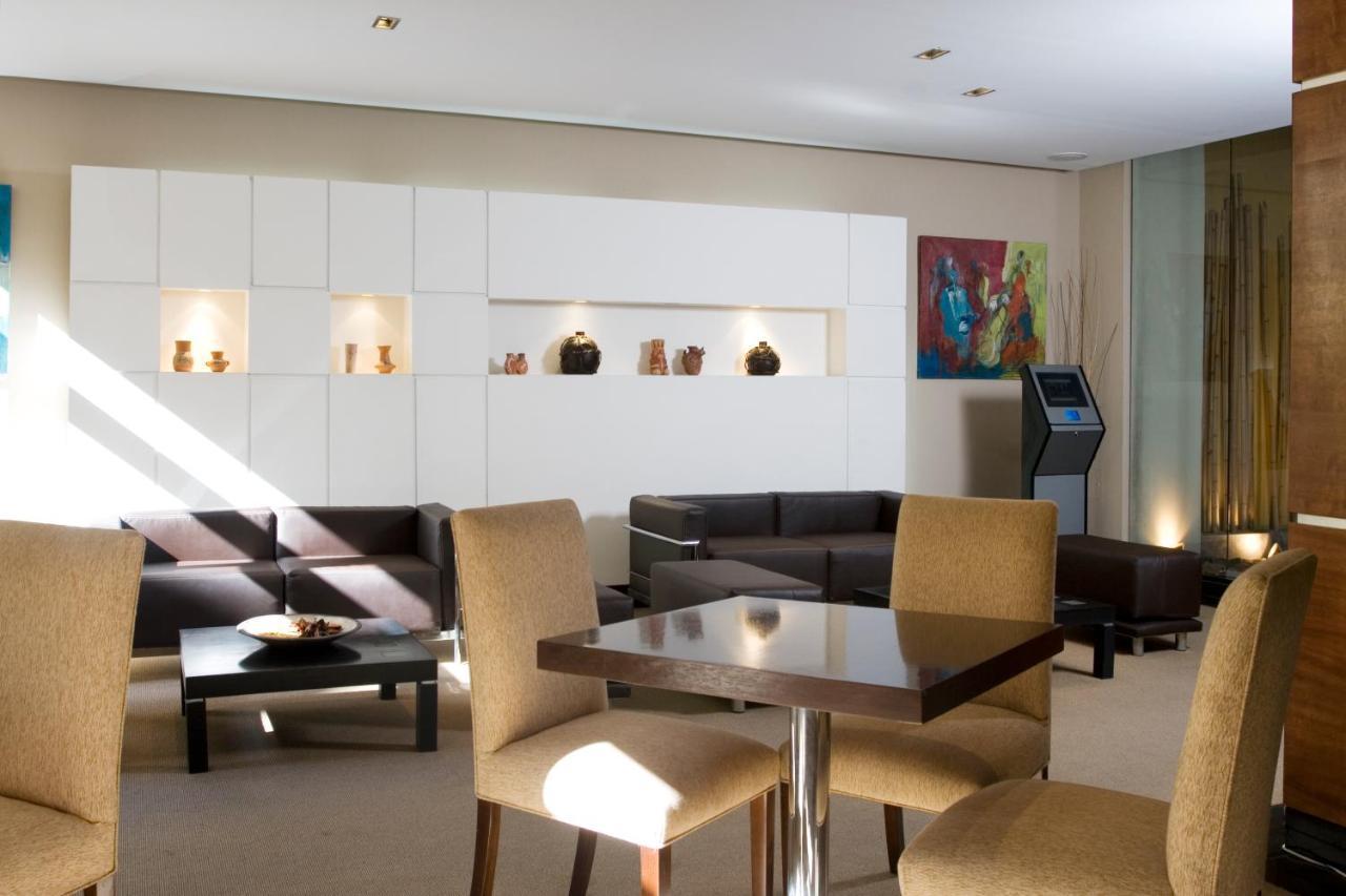 Ayres Recoleta - Uriburu 1756 Apartamento