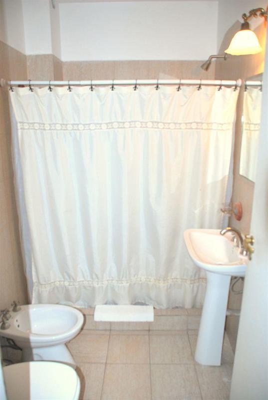 Guest house Caseron Porteno 2*
