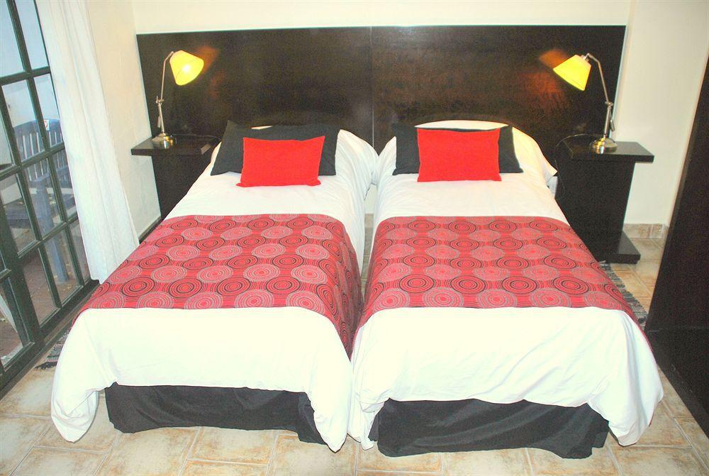 Guest house Caseron Porteno 2*