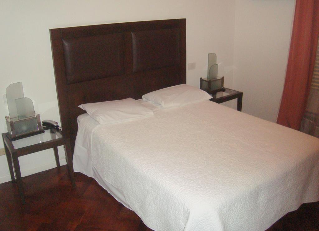 Apartahotel Edificio Charcas 3*