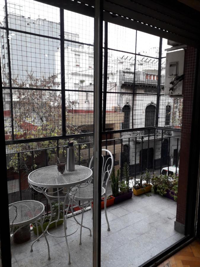 Departamento Zona Congreso Con Balcón A La Calle *