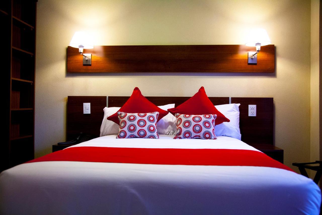 Hotel First Palermo 3*