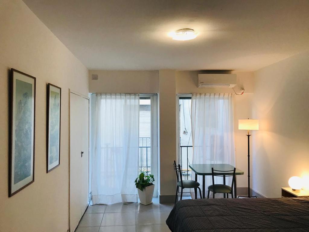 Apartamento Calido Monoambiente En Barrio Norte Buenos Aires