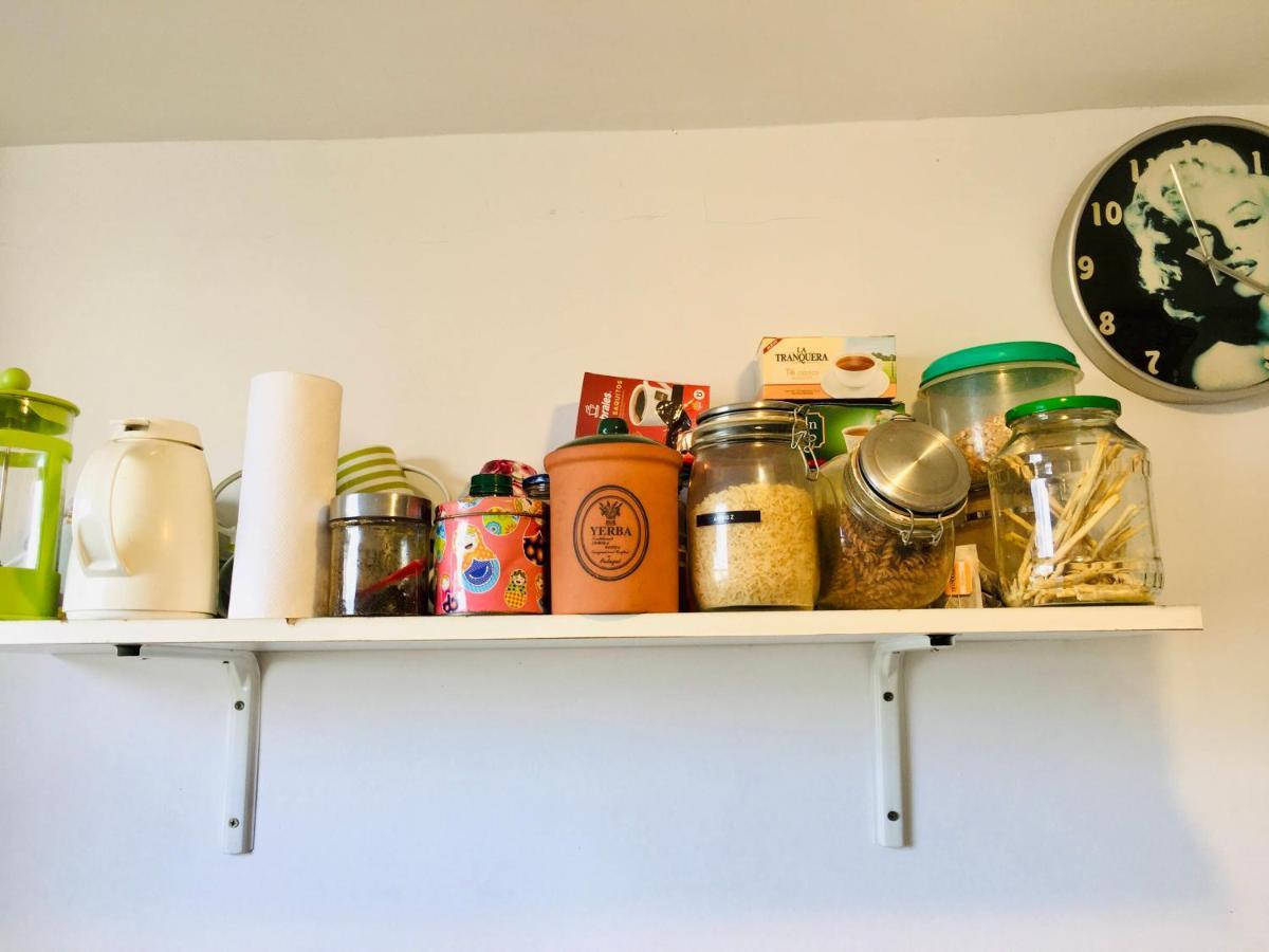 Habitación en casa particular Privada 1 Persona, Solo Mujeres - San Telmo Ciudad Autónoma de Buenos Aires